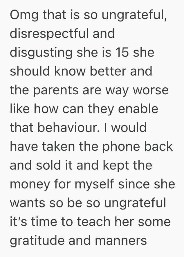Screenshot 2025 05 21 at 11.29.50 AM A Relative Gifted Their Teenage Niece With A Brand New iPhone, But Then She Criticized It For Not Being The Right Model